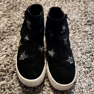 Wonder Nation size 1 girl shoes